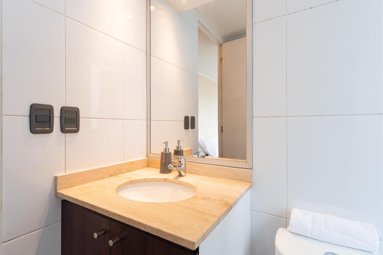 Urban Miro - 2Br, Parking, Wifi, Tv, Metro Apartment Santiago Luaran gambar